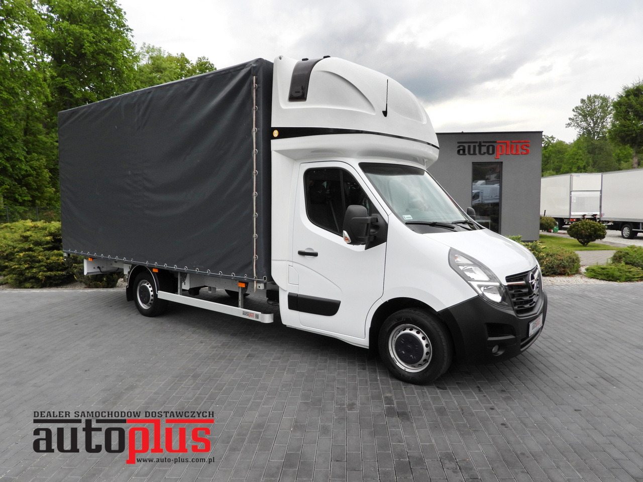 OPEL MOVANO  TARPAULIN 10 PALLETS CRUISE CONTROL NAVIGATION LED LIGHTS PNEUMATICS AIR CONDITIONING  165HP - Autoutilitară cu prelată: Foto 1 OPEL MOVANO  TARPAULIN 10 PALLETS CRUISE CONTROL NAVIGATION LED LIGHTS PNEUMATICS AIR CONDITIONING  165HP - Autoutilitară cu prelată: Foto 1
