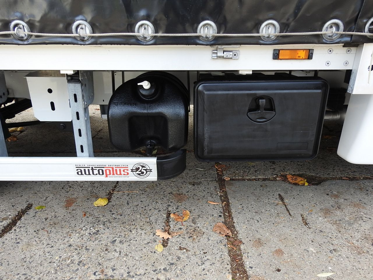 Autoutilitară cu prelată OPEL MOVANO TARPAULIN 10 PALLETS WEBASTO CRUISE CONTROL LED LIGHTS PNEUMATICS AIR CONDITIONING 165HP: Foto 24 Autoutilitară cu prelată OPEL MOVANO TARPAULIN 10 PALLETS WEBASTO CRUISE CONTROL LED LIGHTS PNEUMATICS AIR CONDITIONING 165HP: Foto 24