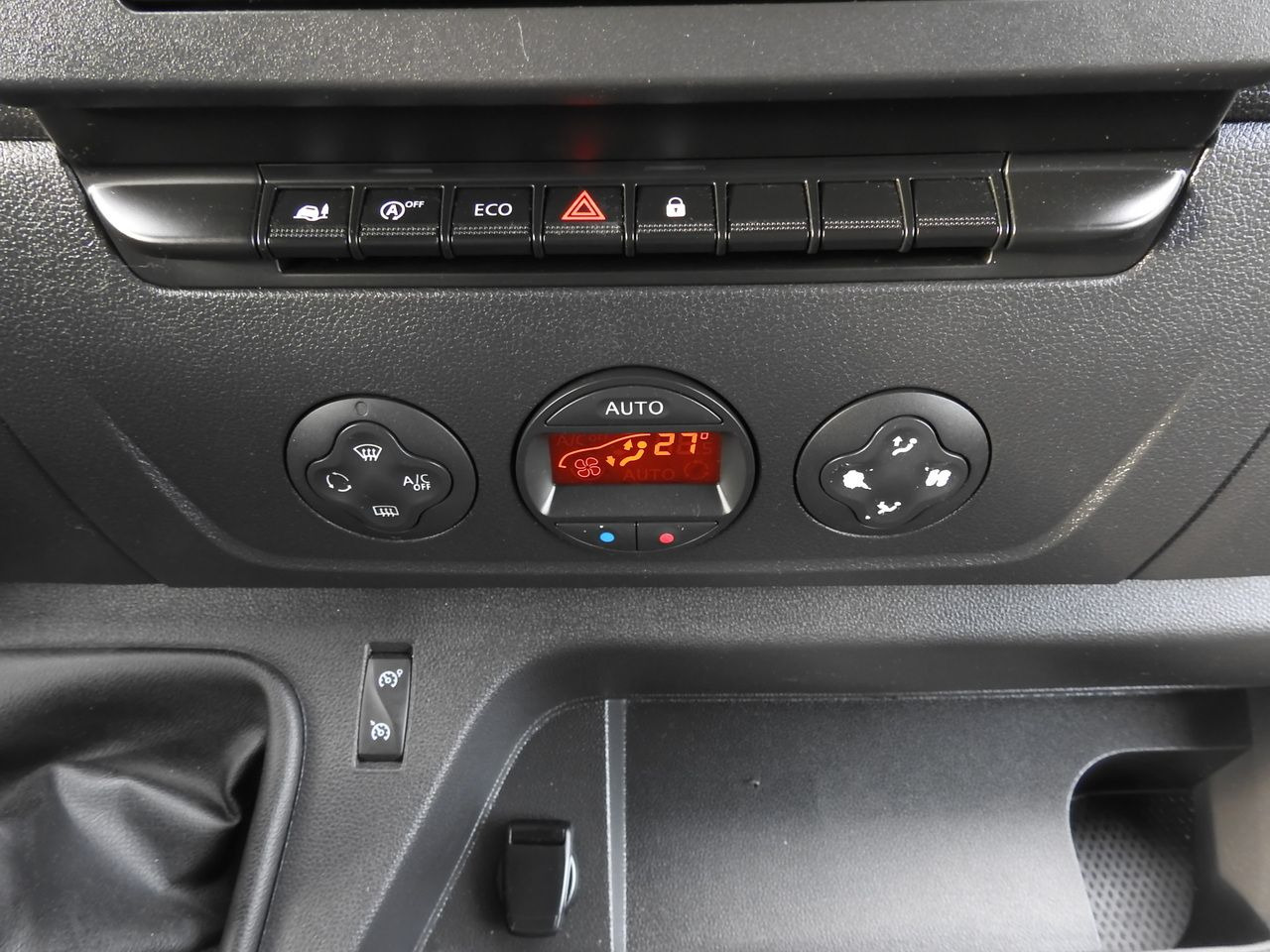 Autoutilitară cu prelată OPEL MOVANO TARPAULIN 10 PALLETS WEBASTO CRUISE CONTROL LED LIGHTS PNEUMATICS AIR CONDITIONING 165HP: Foto 41 Autoutilitară cu prelată OPEL MOVANO TARPAULIN 10 PALLETS WEBASTO CRUISE CONTROL LED LIGHTS PNEUMATICS AIR CONDITIONING 165HP: Foto 41