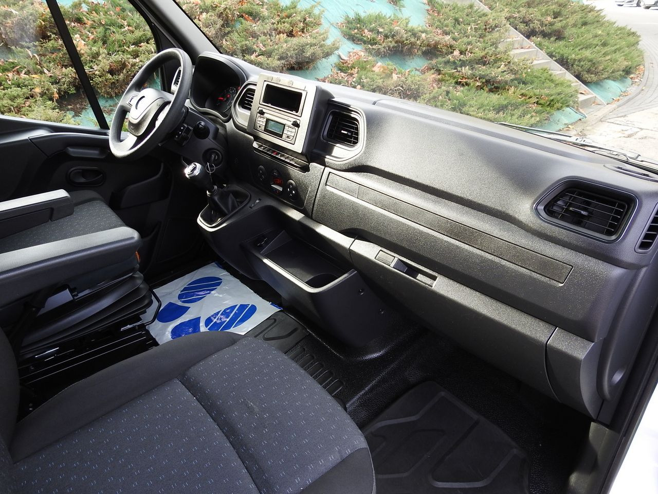 Autoutilitară cu prelată OPEL MOVANO TARPAULIN 10 PALLETS WEBASTO CRUISE CONTROL LED LIGHTS PNEUMATICS AIR CONDITIONING 165HP: Foto 43 Autoutilitară cu prelată OPEL MOVANO TARPAULIN 10 PALLETS WEBASTO CRUISE CONTROL LED LIGHTS PNEUMATICS AIR CONDITIONING 165HP: Foto 43