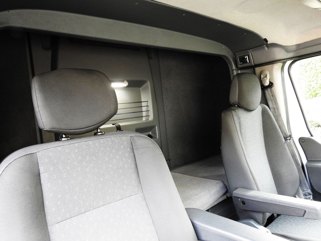 Autoutilitară cu prelată OPEL MOVANO TARPAULIN 10 PALLETS WEBASTO CRUISE CONTROL LED LIGHTS PNEUMATICS AIR CONDITIONING 165HP: Foto 45 Autoutilitară cu prelată OPEL MOVANO TARPAULIN 10 PALLETS WEBASTO CRUISE CONTROL LED LIGHTS PNEUMATICS AIR CONDITIONING 165HP: Foto 45