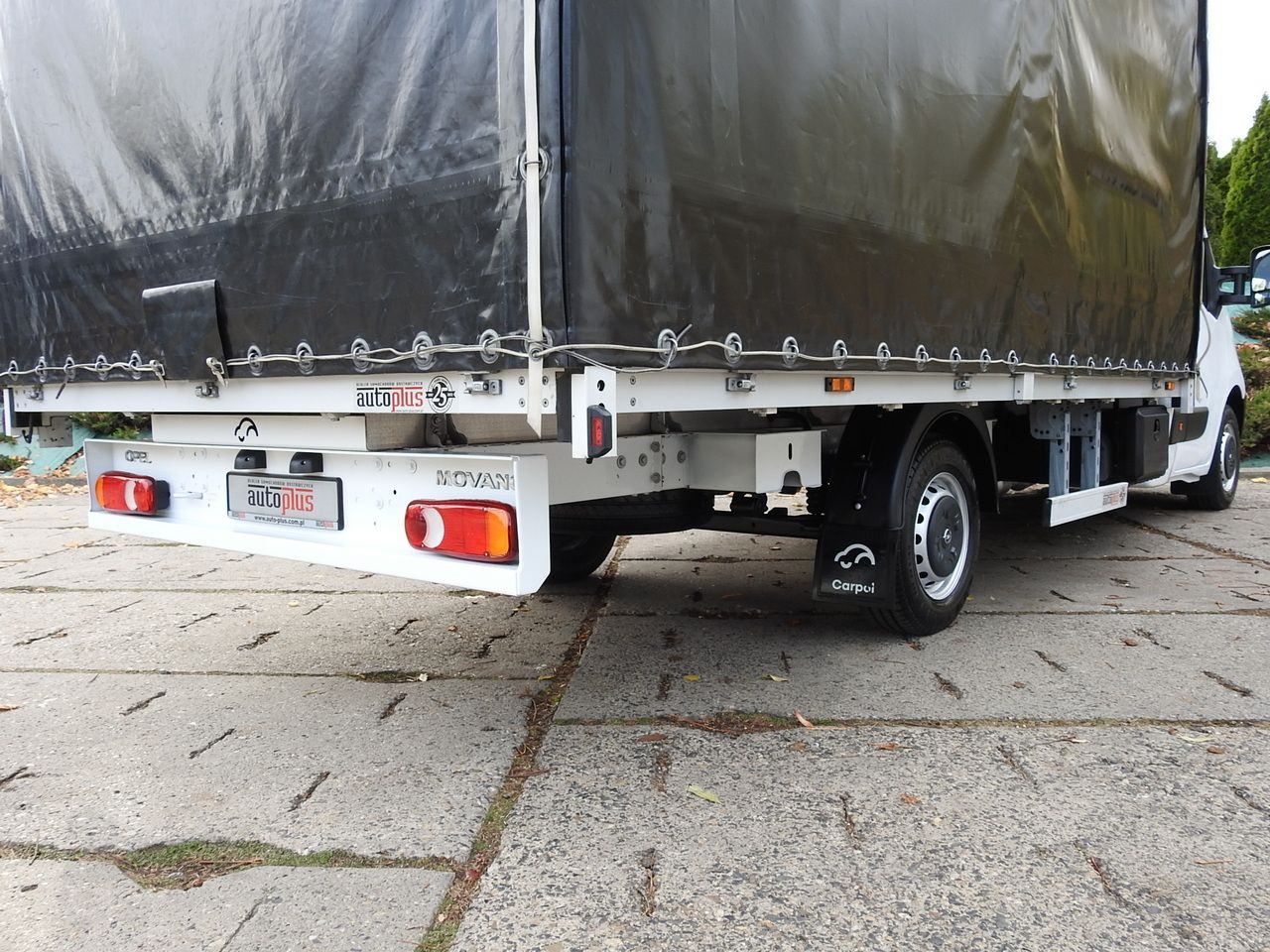 Autoutilitară cu prelată OPEL MOVANO TARPAULIN 10 PALLETS WEBASTO CRUISE CONTROL LED LIGHTS PNEUMATICS AIR CONDITIONING 165HP: Foto 29 Autoutilitară cu prelată OPEL MOVANO TARPAULIN 10 PALLETS WEBASTO CRUISE CONTROL LED LIGHTS PNEUMATICS AIR CONDITIONING 165HP: Foto 29