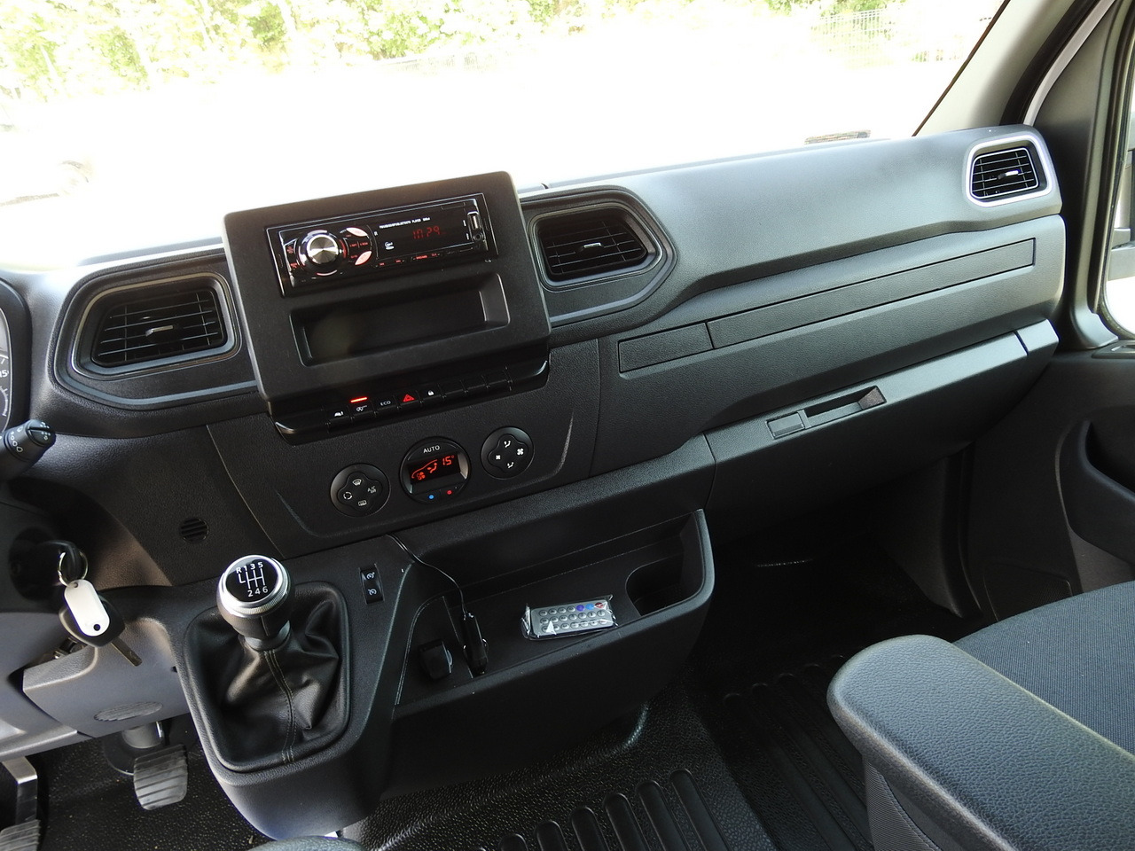 Autoutilitară cu prelată OPEL MOVANO TARPAULIN 8 PALLETS WEBASTO CRUISE CONTROL AIR CONDITIONING LED LIGHTS PNEUMATICS  165HP: Foto 40