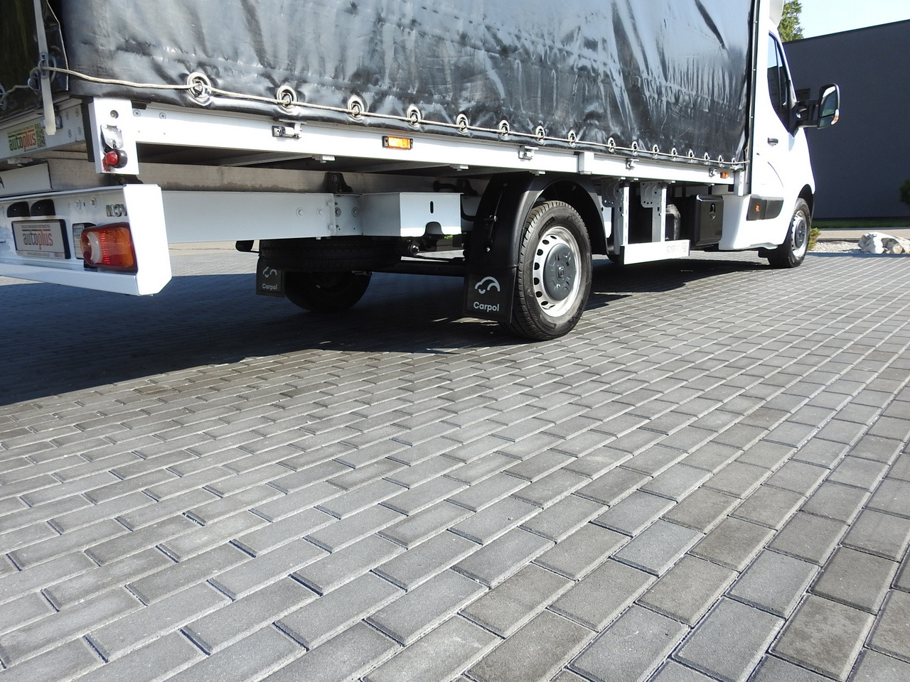 Autoutilitară cu prelată OPEL MOVANO TARPAULIN 8 PALLETS WEBASTO CRUISE CONTROL AIR CONDITIONING LED LIGHTS PNEUMATICS  165HP: Foto 17