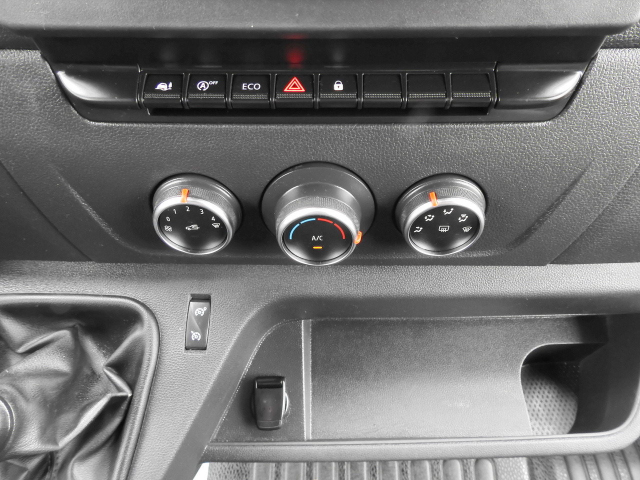 Autoutilitară cu prelată OPEL MOVANO  TARPAULIN 8 PALLETS WEBASTO CRUISE CONTROL LED LIGHTS PNEUMATICS AIR CONDITIONING  165HP: Foto 37