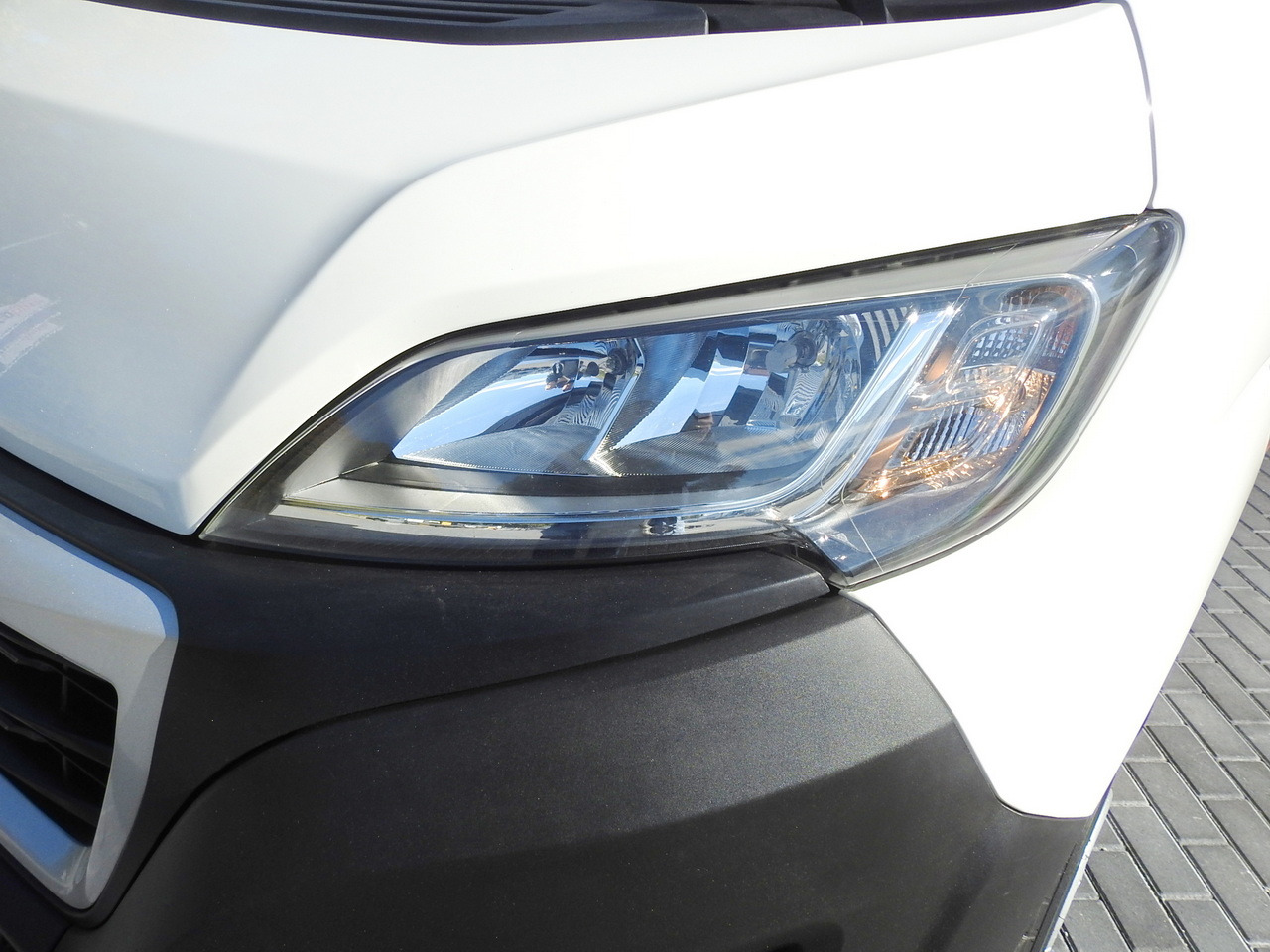 Leasing de PEUGEOT BOXER STAKE BODY DOUBLE CABIN DOKA 7 SEATS AIR CONDITIONING 140HP PEUGEOT BOXER STAKE BODY DOUBLE CABIN DOKA 7 SEATS AIR CONDITIONING 140HP: Foto 21 Leasing de PEUGEOT BOXER STAKE BODY DOUBLE CABIN DOKA 7 SEATS AIR CONDITIONING 140HP PEUGEOT BOXER STAKE BODY DOUBLE CABIN DOKA 7 SEATS AIR CONDITIONING 140HP: Foto 21