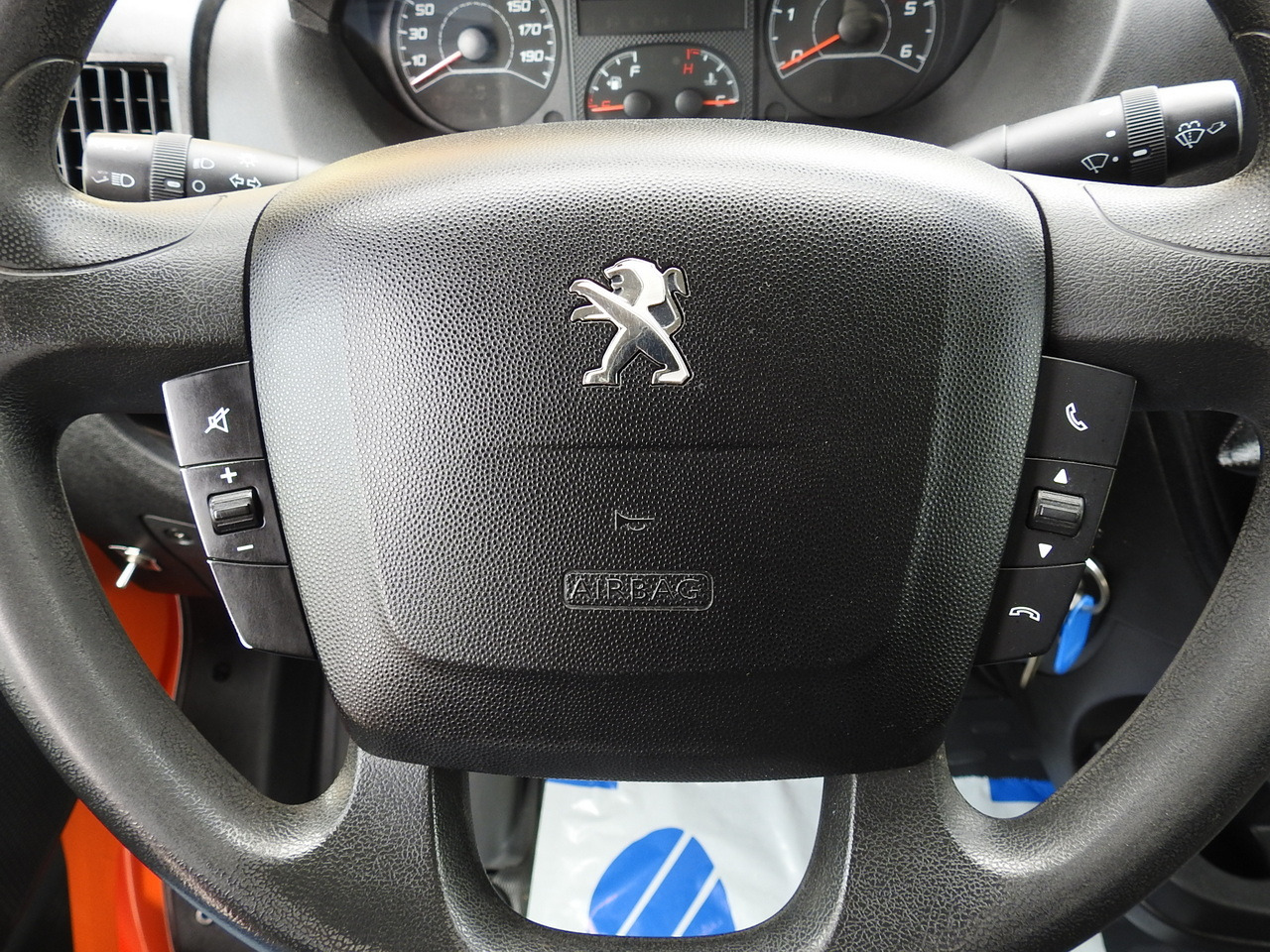 Autoutilitară cu platformă PEUGEOT BOXER STAKE BODY TARPAULIN DOUBLE CABIN DOKA 7 SEATS AIR CONDITIONING PNEUMATICS  140HP: Foto 28