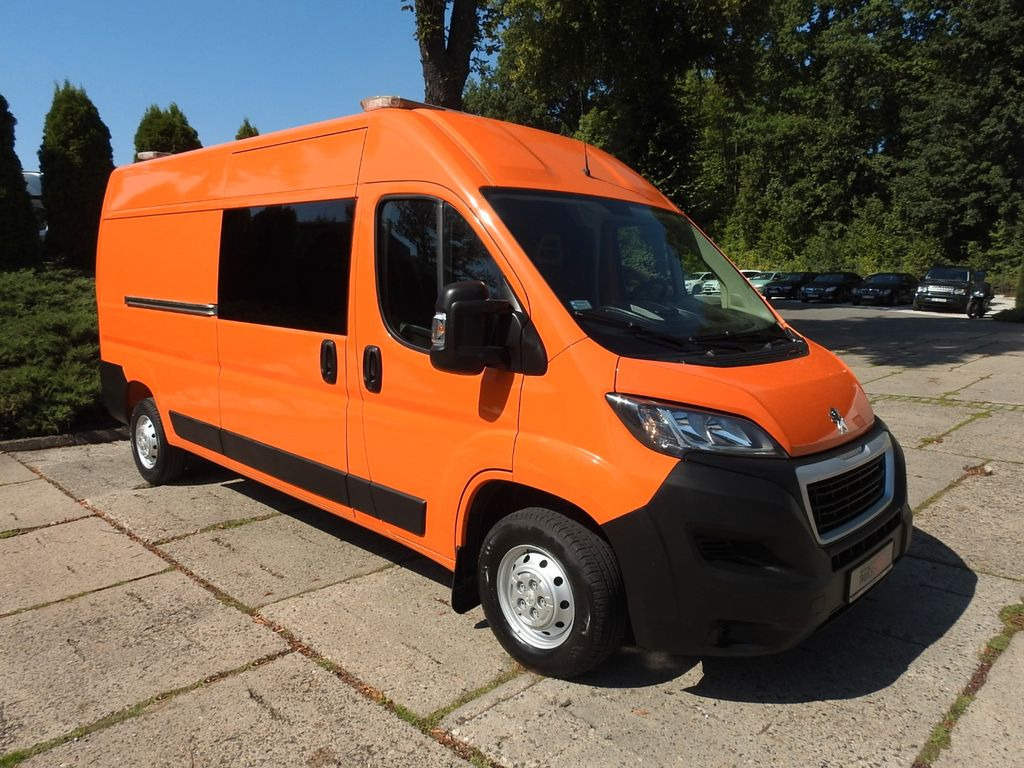 Peugeot BOXER KASTENWAGEN DOPPELKABINE 7 SITZE - Dubă, Autoutilitară cabină dublă: Foto 4 Peugeot BOXER KASTENWAGEN DOPPELKABINE 7 SITZE - Dubă, Autoutilitară cabină dublă: Foto 4