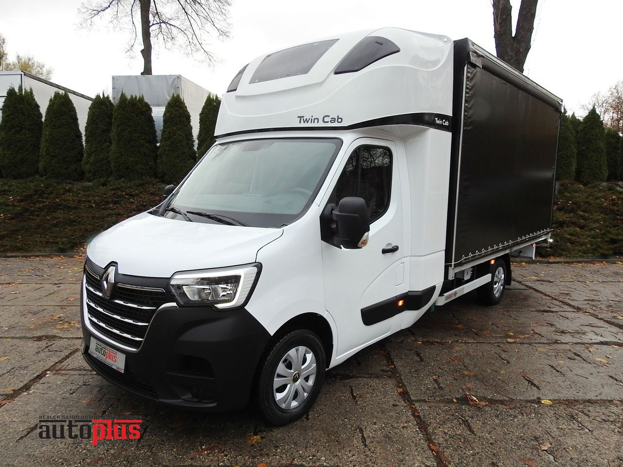 RENAULT MASTER - Autoutilitară cu prelată: Foto 1 RENAULT MASTER - Autoutilitară cu prelată: Foto 1