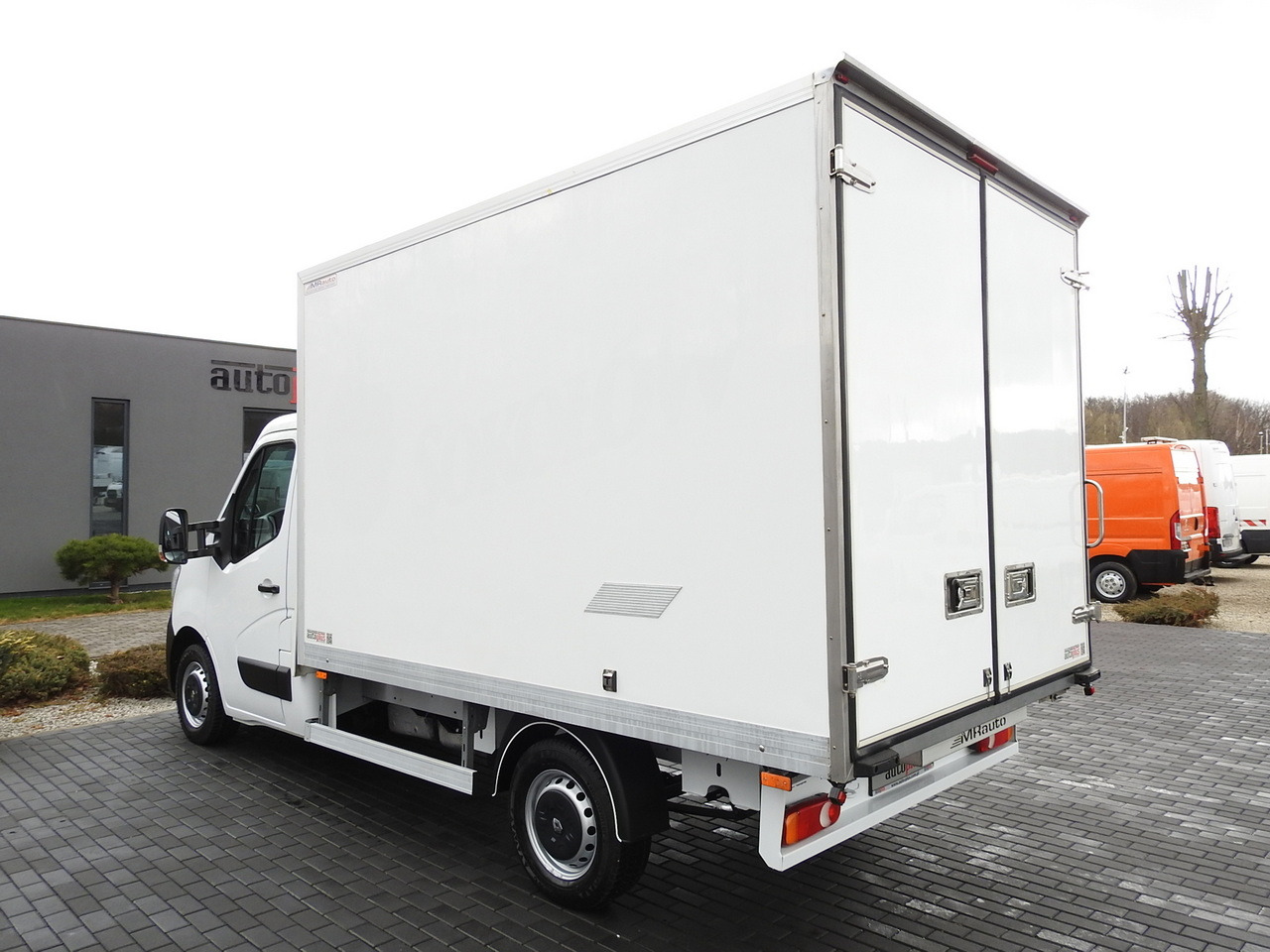 Autoutilitară frigorifica RENAULT MASTER  REGRIGERATOR BOX 0*C LED LIGHTS AIR CONDITIONING  145HP: Foto 10