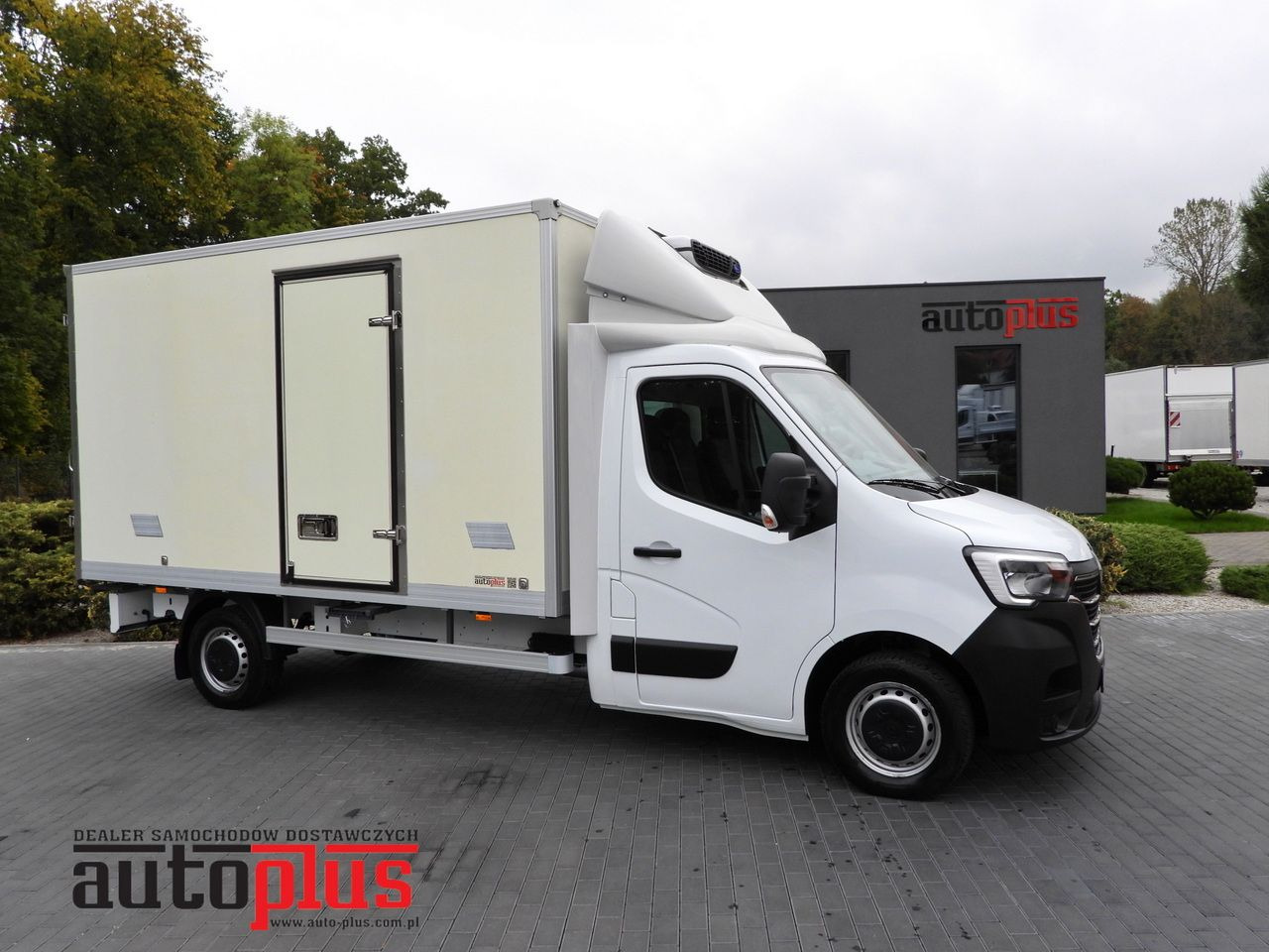 RENAULT MASTER REGRIGERATOR BOX 0*C LED LIGHTS AIR CONDITIONING 165HP - Autoutilitară frigorifica: Foto 1 RENAULT MASTER REGRIGERATOR BOX 0*C LED LIGHTS AIR CONDITIONING 165HP - Autoutilitară frigorifica: Foto 1