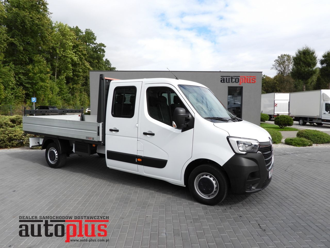 RENAULT MASTER STAKE BODY DOUBLE CABIN DOKA 7 SEATS LED LIGHTS AIR CONDITIONING 145HP - Autoutilitară cu platformă: Foto 1 RENAULT MASTER STAKE BODY DOUBLE CABIN DOKA 7 SEATS LED LIGHTS AIR CONDITIONING 145HP - Autoutilitară cu platformă: Foto 1