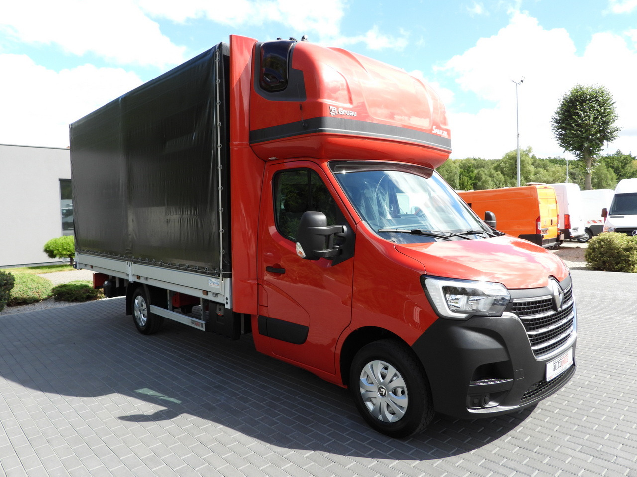 RENAULT MASTER TARPAULIN 10 PALLETS WEBASTO CRUISE CONTROL LED LIGHTS AIR CONDITIONING 165HP - Autoutilitară cu prelată: Foto 4 RENAULT MASTER TARPAULIN 10 PALLETS WEBASTO CRUISE CONTROL LED LIGHTS AIR CONDITIONING 165HP - Autoutilitară cu prelată: Foto 4