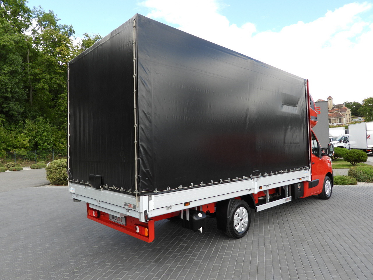 RENAULT MASTER TARPAULIN 10 PALLETS WEBASTO CRUISE CONTROL LED LIGHTS AIR CONDITIONING 165HP - Autoutilitară cu prelată: Foto 3 RENAULT MASTER TARPAULIN 10 PALLETS WEBASTO CRUISE CONTROL LED LIGHTS AIR CONDITIONING 165HP - Autoutilitară cu prelată: Foto 3