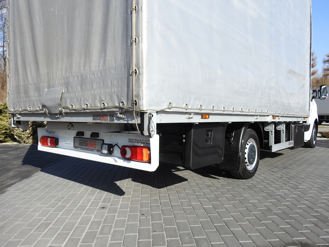 Autoutilitară cu prelată RENAULT MASTER  TARPAULIN 10 PALLETS WEBASTO CRUISE CONTROL LED LIGHTS PNEUMATICS AIR CONDITIONING  165HP: Foto 25