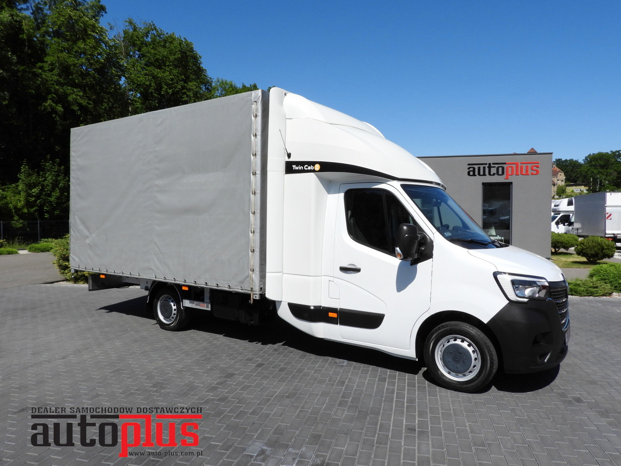 RENAULT MASTER TARPAULIN 10 PALLETS WEBASTO CRUISE CONTROL LED LIGHTS PNEUMATICS AIR CONDITIONING 165HP - Autoutilitară cu prelată: Foto 1 RENAULT MASTER TARPAULIN 10 PALLETS WEBASTO CRUISE CONTROL LED LIGHTS PNEUMATICS AIR CONDITIONING 165HP - Autoutilitară cu prelată: Foto 1