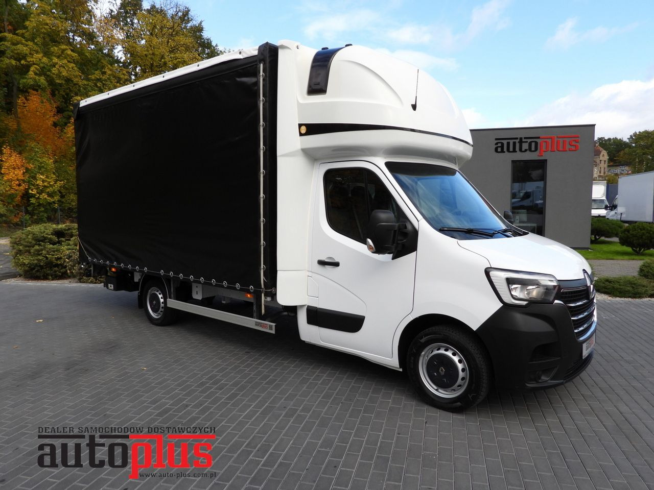 RENAULT MASTER TARPAULIN LIFT 10 PALLETS CRUISE CONTROL LED LIGHTS AIR CONDITIONING 165HP - Autoutilitară cu prelată: Foto 1 RENAULT MASTER TARPAULIN LIFT 10 PALLETS CRUISE CONTROL LED LIGHTS AIR CONDITIONING 165HP - Autoutilitară cu prelată: Foto 1