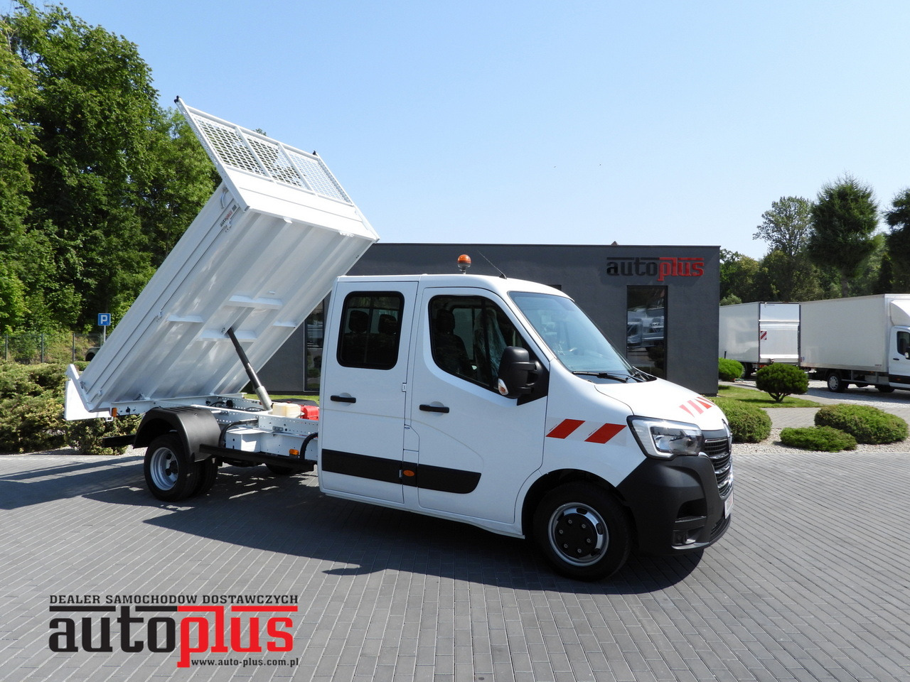 RENAULT MASTER TIPPER DOUBLE CABIN DOKA 6 SEATS CRUISE CONTROL LED LIGHTS TWIN WHEELS AIR CONDITIONING 130HP - Autoutilitară basculantă: Foto 1 RENAULT MASTER TIPPER DOUBLE CABIN DOKA 6 SEATS CRUISE CONTROL LED LIGHTS TWIN WHEELS AIR CONDITIONING 130HP - Autoutilitară basculantă: Foto 1