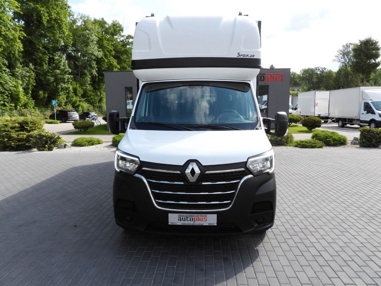 Renault MASTER PRITSCHE PLANE 10 PALETTEN WEBASTO A/C - Autoutilitară cu prelată: Foto 5 Renault MASTER PRITSCHE PLANE 10 PALETTEN WEBASTO A/C - Autoutilitară cu prelată: Foto 5