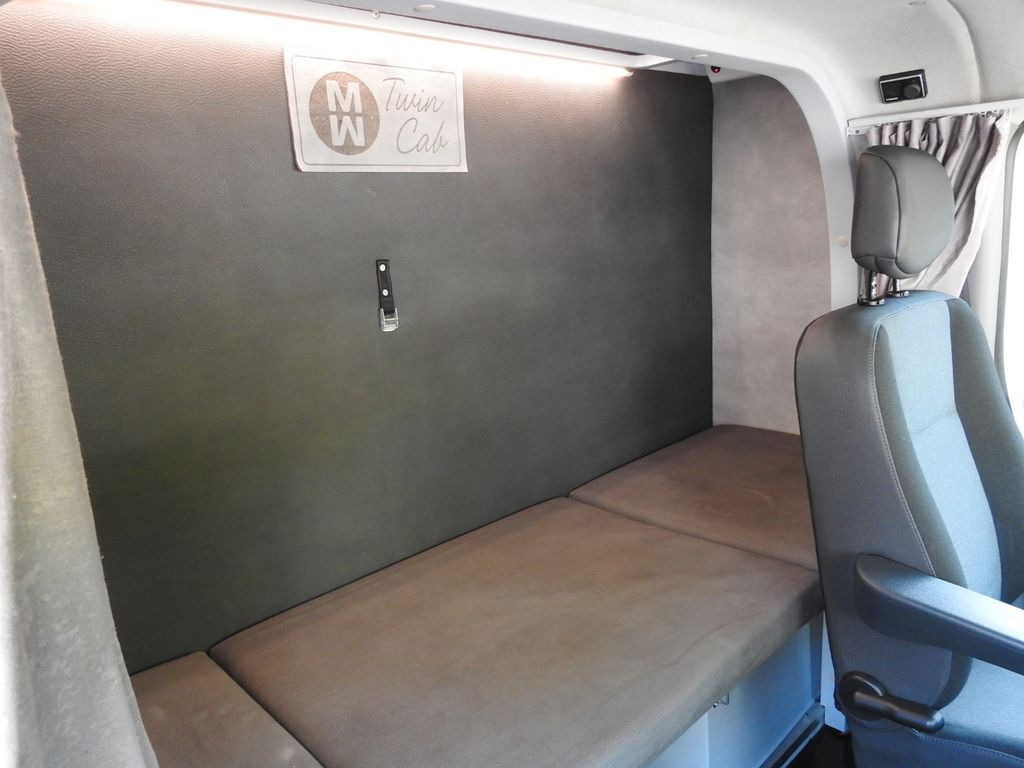 Autoutilitară cu prelată, Autoutilitară cabină dublă Renault MASTER PRITSCHE PLANE 8 PALETTEN WEBASTO A/C: Foto 26