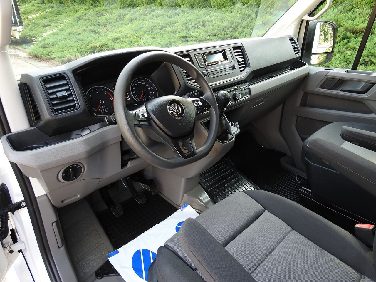 VOLKSWAGEN CRAFTER - Autoutilitară cu prelată: Foto 2 VOLKSWAGEN CRAFTER - Autoutilitară cu prelată: Foto 2