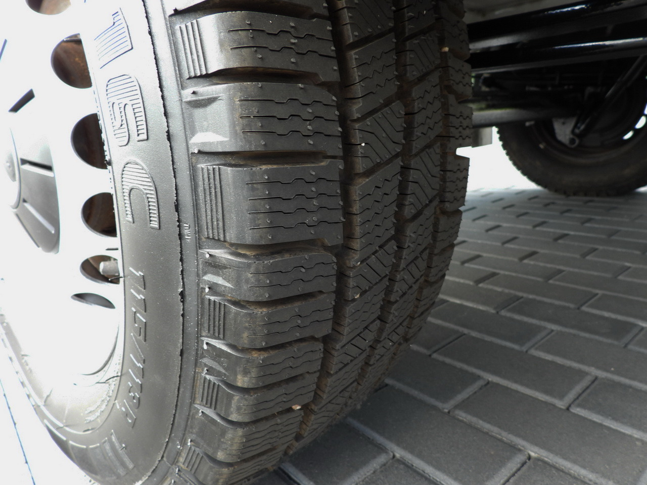 Autoutilitară cu prelată VOLKSWAGEN CRAFTER TARPAULIN 10 PALLETS WEBASTO CRUISE CONTROL AIR CONDITIONING 180HP: Foto 37 Autoutilitară cu prelată VOLKSWAGEN CRAFTER TARPAULIN 10 PALLETS WEBASTO CRUISE CONTROL AIR CONDITIONING 180HP: Foto 37