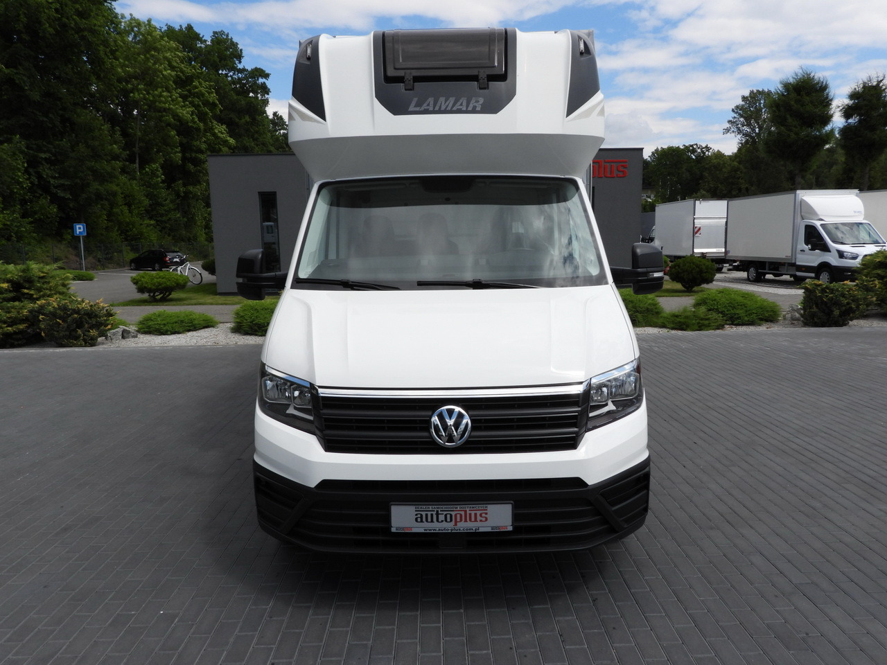 Autoutilitară cu prelată VOLKSWAGEN CRAFTER TARPAULIN 10 PALLETS WEBASTO CRUISE CONTROL AIR CONDITIONING 180HP: Foto 5 Autoutilitară cu prelată VOLKSWAGEN CRAFTER TARPAULIN 10 PALLETS WEBASTO CRUISE CONTROL AIR CONDITIONING 180HP: Foto 5