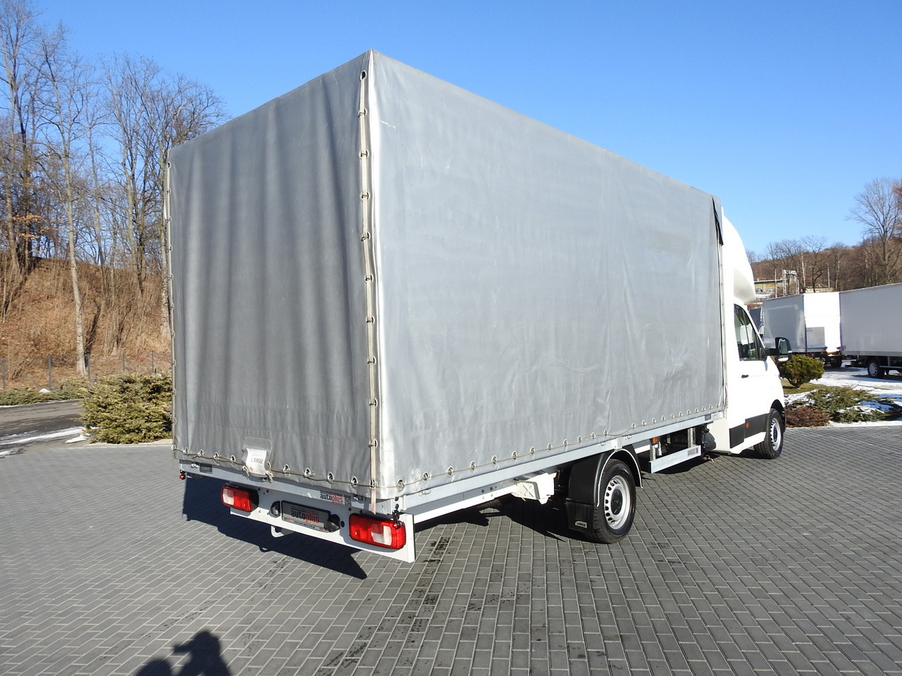 VOLKSWAGEN CRAFTER TARPAULIN 10 PALLETS WEBASTO CRUISE CONTROL AIR CONDITIONING LED LIGHTS PNEUMATICS 180HP - Autoutilitară cu prelată: Foto 3 VOLKSWAGEN CRAFTER TARPAULIN 10 PALLETS WEBASTO CRUISE CONTROL AIR CONDITIONING LED LIGHTS PNEUMATICS 180HP - Autoutilitară cu prelată: Foto 3