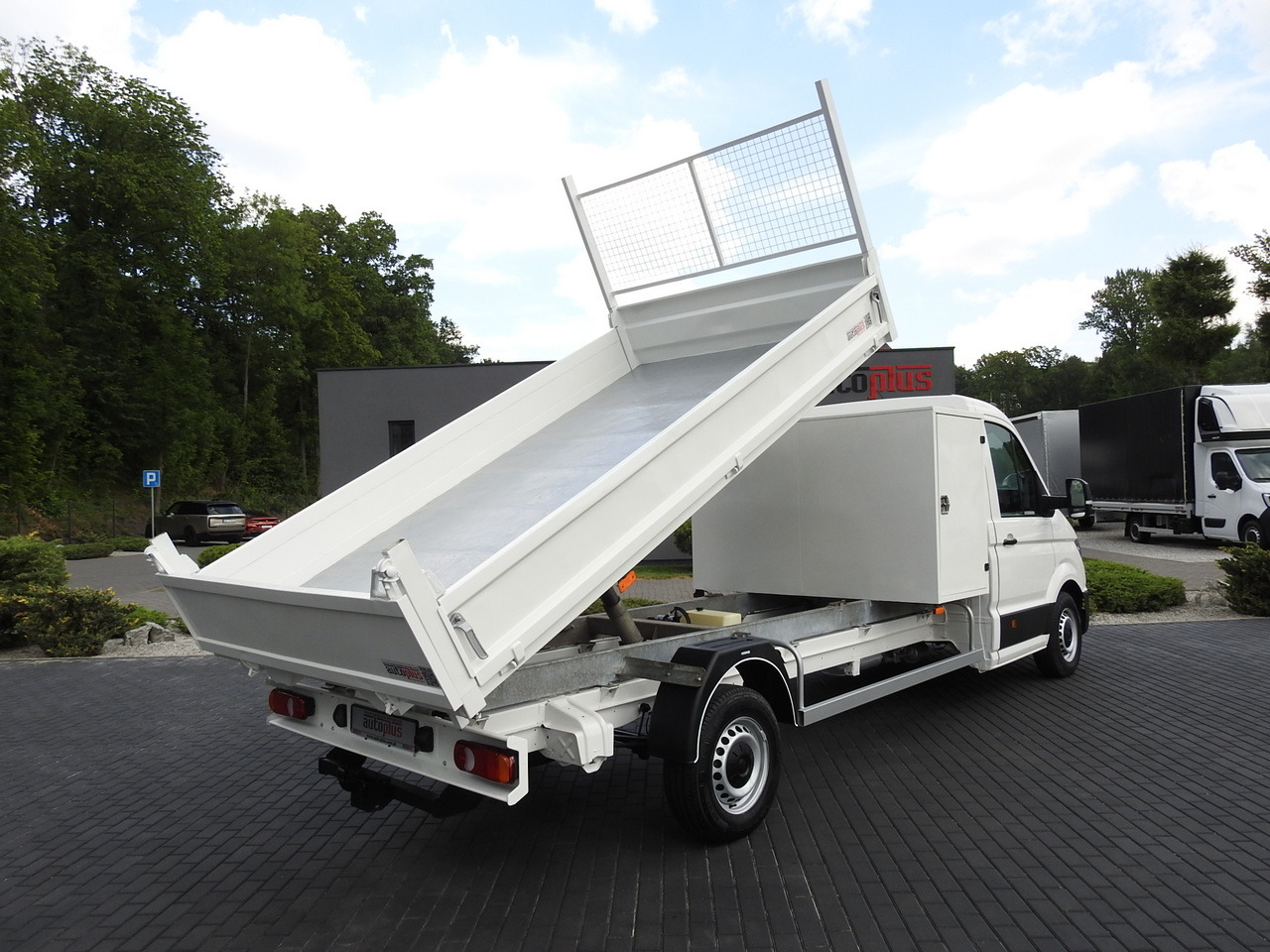VOLKSWAGEN CRAFTER TIPPER CRUISE CONTROL 100HP - Autoutilitară basculantă: Foto 3 VOLKSWAGEN CRAFTER TIPPER CRUISE CONTROL 100HP - Autoutilitară basculantă: Foto 3