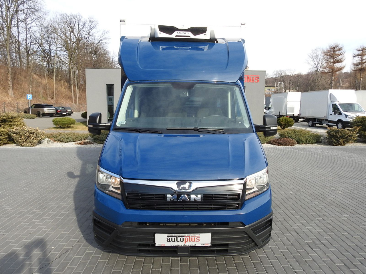 Volkswagen CRAFTER KÜHLKOFFER -5*C 8 PALETTEN HEIZFUNKTION - Autoutilitară frigorifica: Foto 5 Volkswagen CRAFTER KÜHLKOFFER -5*C 8 PALETTEN HEIZFUNKTION - Autoutilitară frigorifica: Foto 5
