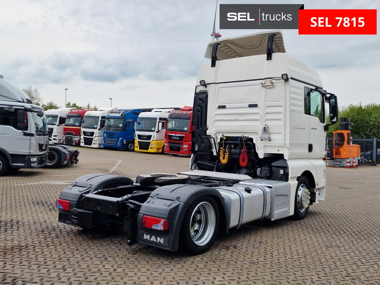 MAN TGX 18.400 4X2 LLS-U / ZF Intarder / LOW KM !!! - Cap tractor: Foto 5 MAN TGX 18.400 4X2 LLS-U / ZF Intarder / LOW KM !!! - Cap tractor: Foto 5