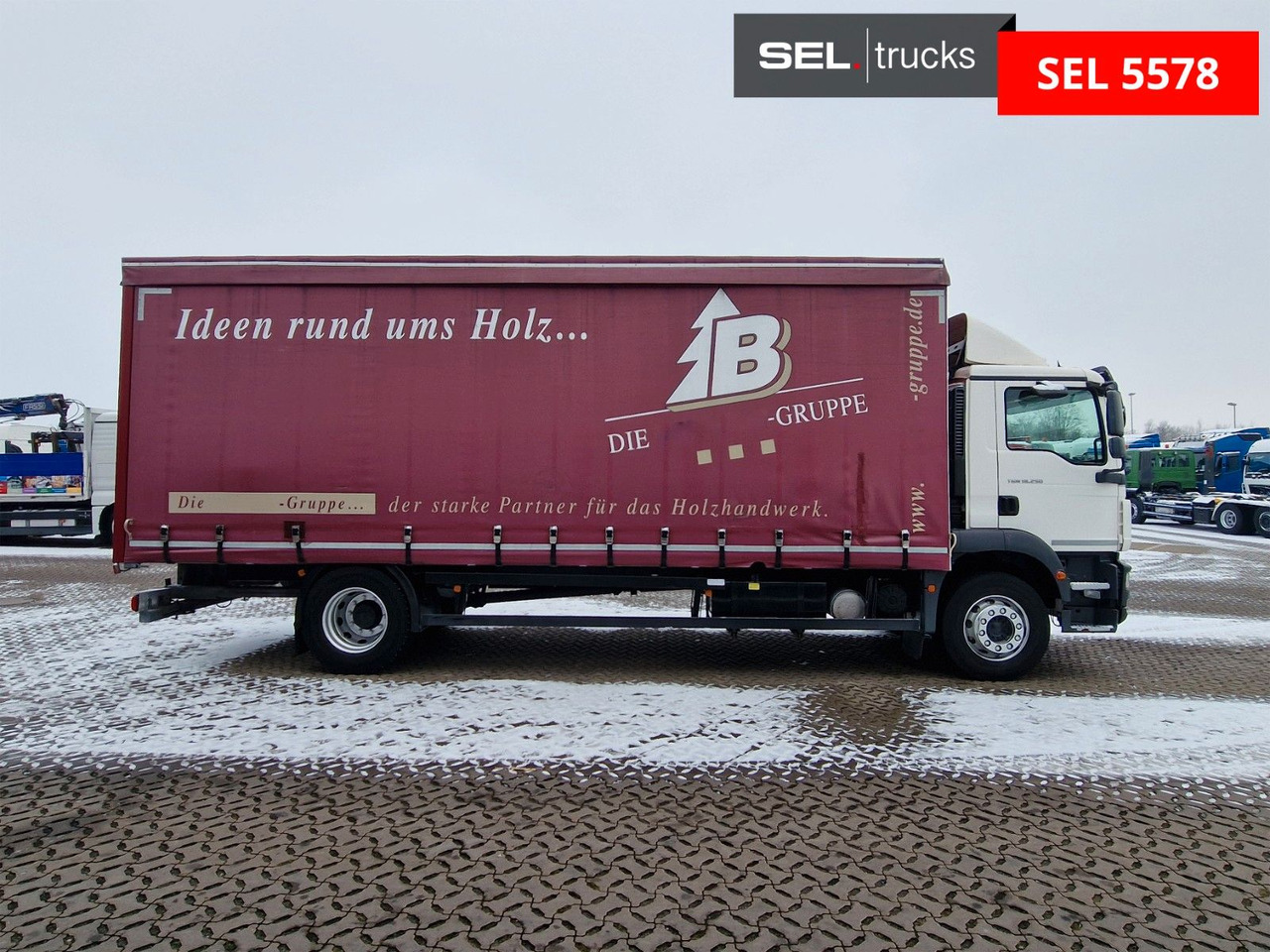 MAN TGM 18.250 4X2 LL / Staplerhalterung - Camion cu prelată: Foto 4 MAN TGM 18.250 4X2 LL / Staplerhalterung - Camion cu prelată: Foto 4