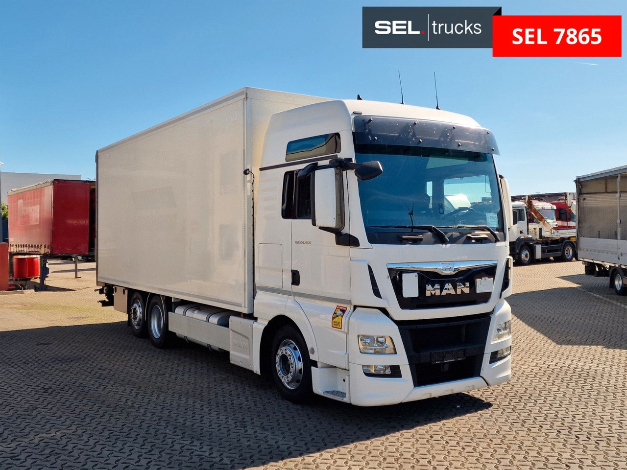 MAN TGX 24.400 6X2-2 LL-U / Intarder / Ldbw / Konvek - Camion furgon: Foto 4 MAN TGX 24.400 6X2-2 LL-U / Intarder / Ldbw / Konvek - Camion furgon: Foto 4