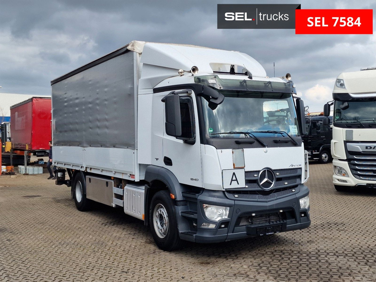 Mercedes-Benz Antos 1840 / Ladebordwand - Camion cu prelată: Foto 3 Mercedes-Benz Antos 1840 / Ladebordwand - Camion cu prelată: Foto 3