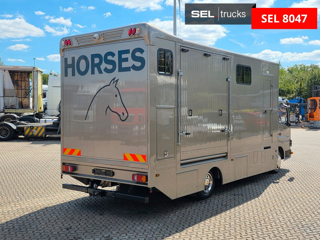 Mercedes-Benz Atego 818L - Camion transport animale: Foto 5 Mercedes-Benz Atego 818L - Camion transport animale: Foto 5