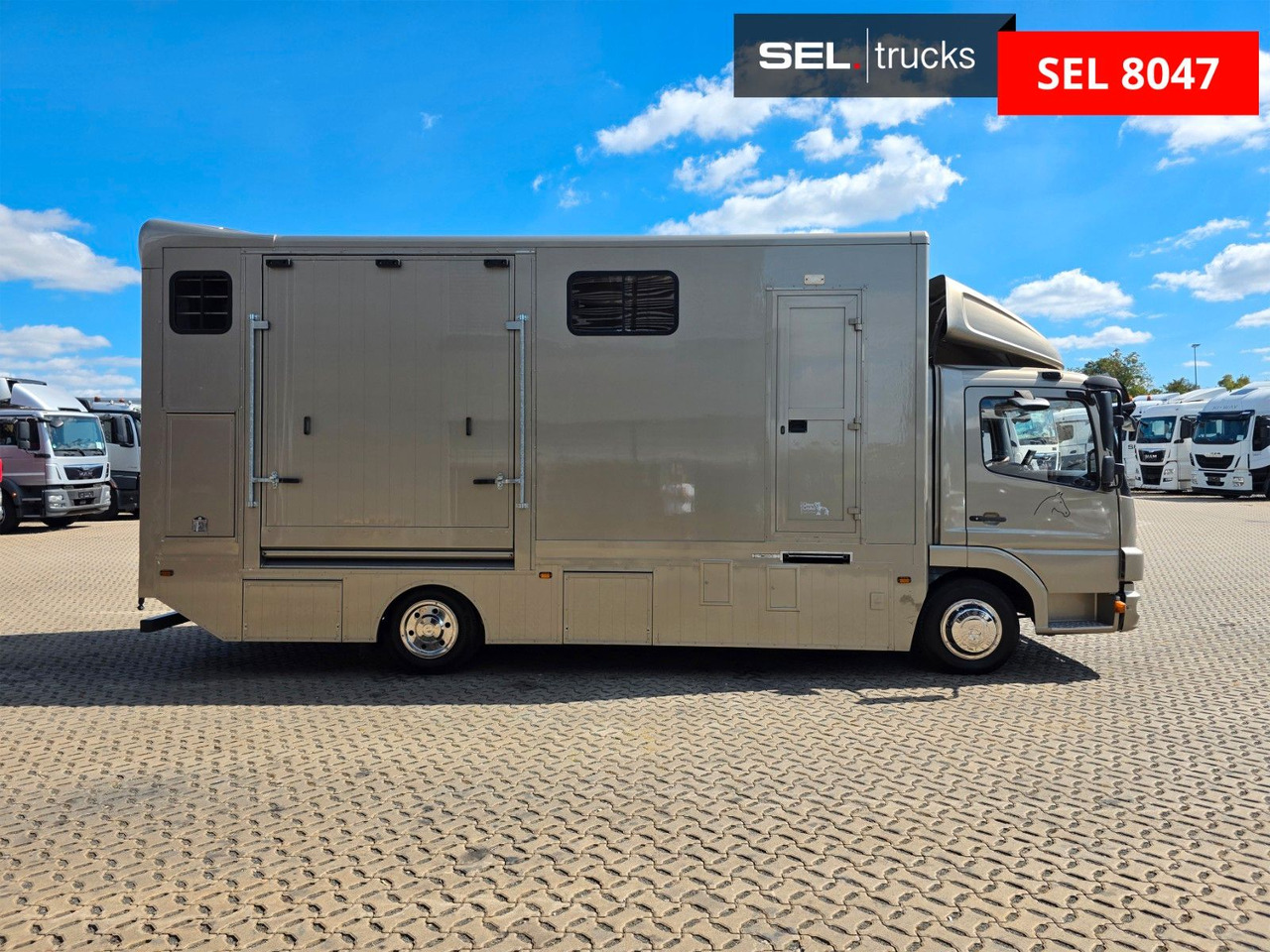 Mercedes-Benz Atego 818L - Camion transport animale: Foto 4 Mercedes-Benz Atego 818L - Camion transport animale: Foto 4