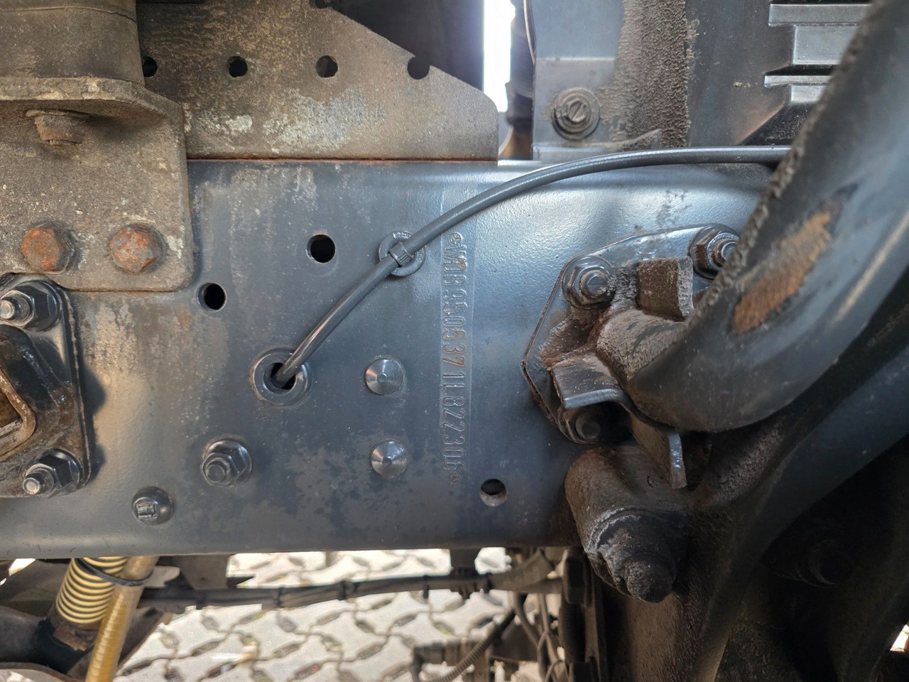 Camion frigider Mercedes-Benz Axor 1826 / Ladebordwand / Carrier Supra 1250 Mt: Foto 41