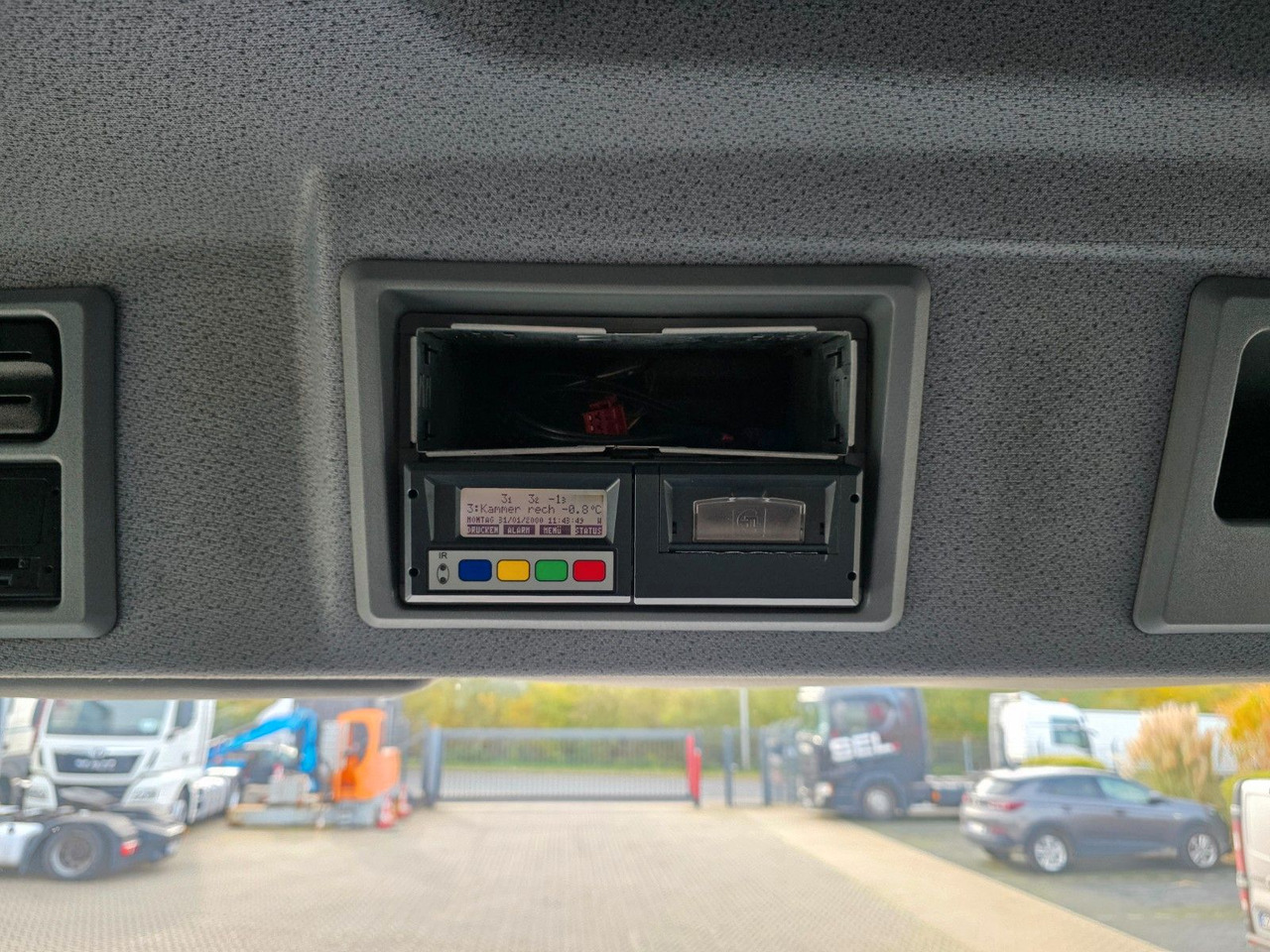 Camion frigider Mercedes-Benz Axor 1826 / Ladebordwand / Carrier Supra 1250 Mt: Foto 35