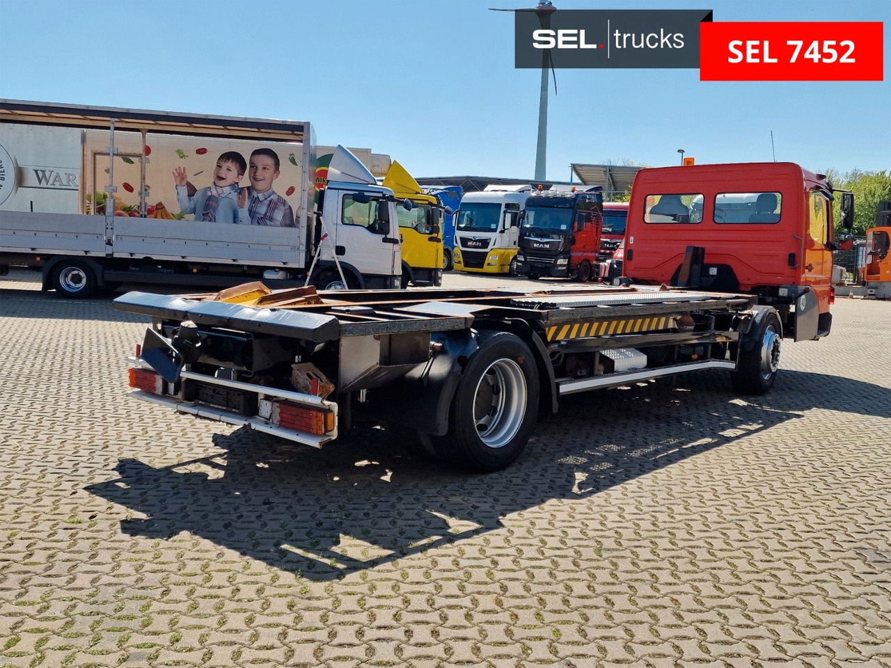 Mercedes-Benz KAMAG WBH 25 / Umsetzer / Wiesel / Rangierer - Camion transport containere/ Swap body: Foto 5 Mercedes-Benz KAMAG WBH 25 / Umsetzer / Wiesel / Rangierer - Camion transport containere/ Swap body: Foto 5
