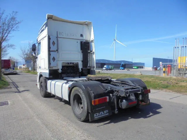 DAF XF 105.460 SUPERSPACE - Cap tractor: Foto 5 DAF XF 105.460 SUPERSPACE - Cap tractor: Foto 5