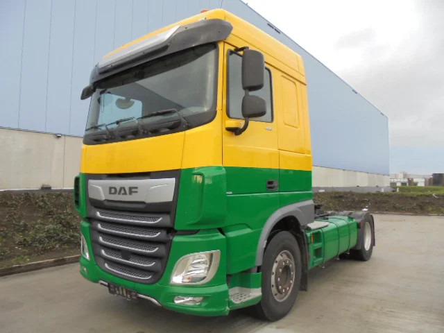 DAF XF 106.480 + PTO - Cap tractor: Foto 1 DAF XF 106.480 + PTO - Cap tractor: Foto 1