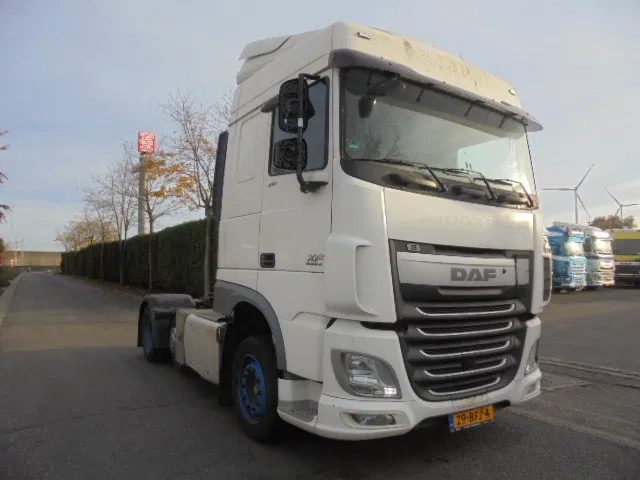 DAF XF 410 6X2 NL TRUCK - Cap tractor: Foto 3 DAF XF 410 6X2 NL TRUCK - Cap tractor: Foto 3