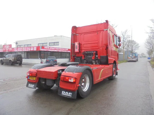 DAF XF 440 ADR TUV 02-26 - Cap tractor: Foto 5 DAF XF 440 ADR TUV 02-26 - Cap tractor: Foto 5