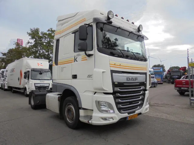 DAF XF 440 EUR6 - Cap tractor: Foto 3 DAF XF 440 EUR6 - Cap tractor: Foto 3