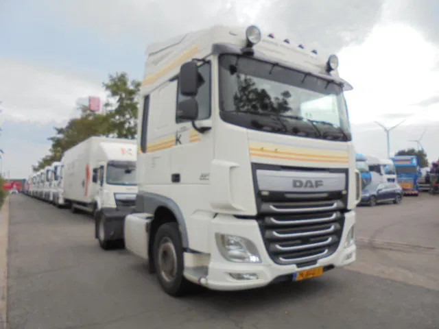 DAF XF 440 EUR6 - Cap tractor: Foto 3 DAF XF 440 EUR6 - Cap tractor: Foto 3