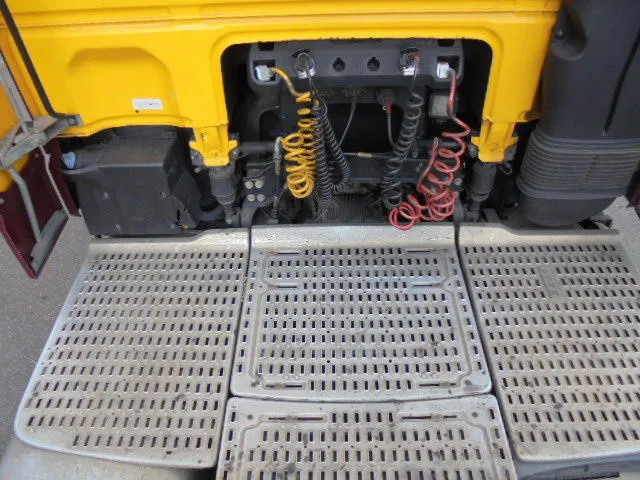 DAF XF 440 NL KENTEKEN - Cap tractor: Foto 4 DAF XF 440 NL KENTEKEN - Cap tractor: Foto 4