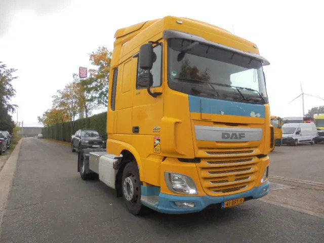 DAF XF 440 NL TRUCK - Cap tractor: Foto 3 DAF XF 440 NL TRUCK - Cap tractor: Foto 3