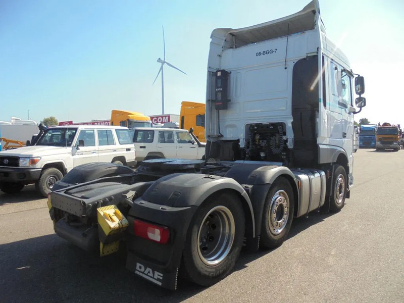 DAF XF 460 FTG 6X2 LZV UITVOERING 64500KG - Cap tractor: Foto 4 DAF XF 460 FTG 6X2 LZV UITVOERING 64500KG - Cap tractor: Foto 4