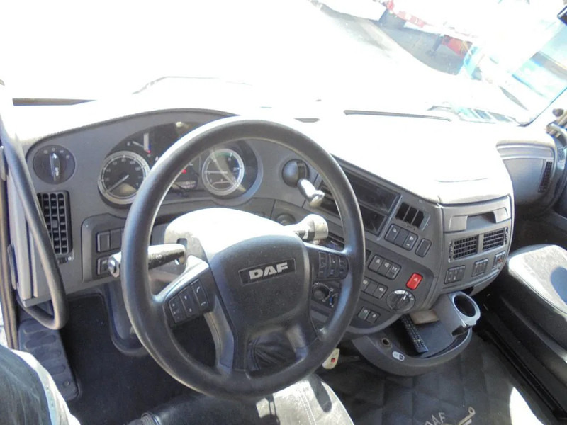 Cap tractor DAF XF 460 FTG 6X2 LZV UITVOERING 64500KG: Foto 12