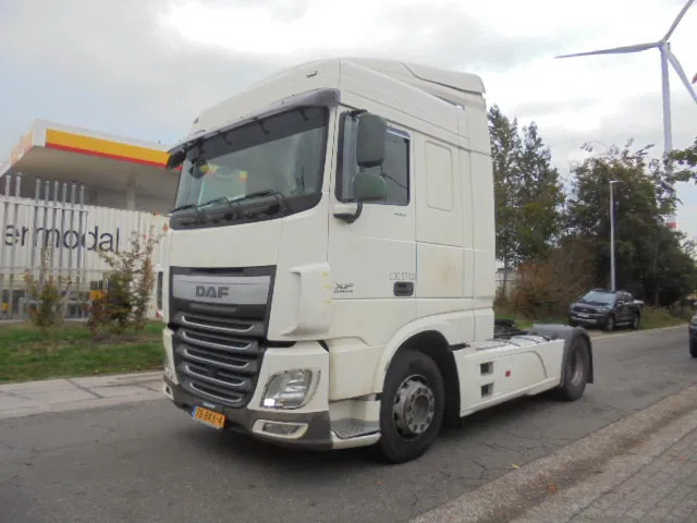 DAF XF 460 NL TRUCK RETARDER - Cap tractor: Foto 1 DAF XF 460 NL TRUCK RETARDER - Cap tractor: Foto 1